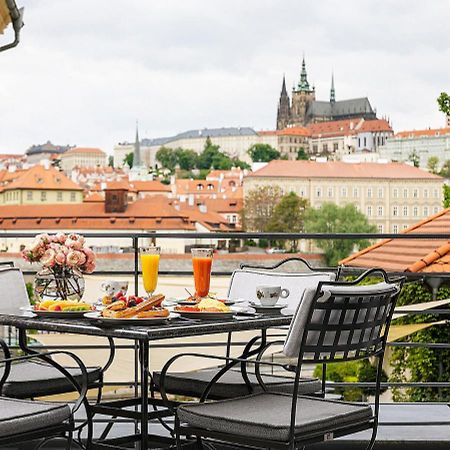 Four Seasons Hotel Prague Exterior photo